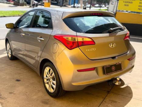 HYUNDAI HB 20 Hatch 1.0 12V 4P FLEX COMFORT, Foto 4
