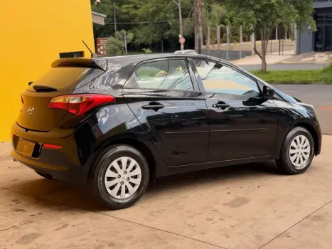 HYUNDAI HB 20 Hatch 1.0 12V 4P FLEX COMFORT PLUS, Foto 2
