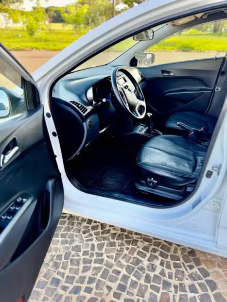 HYUNDAI HB 20 Hatch 1.6 16V 4P FLEX COMFORT PREMIUM, Foto 4