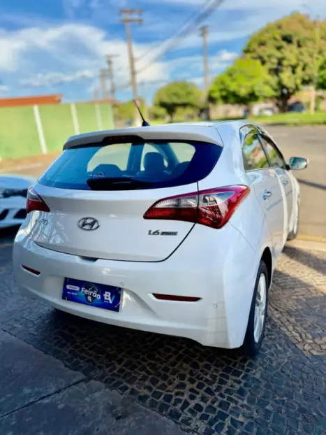 HYUNDAI HB 20 Hatch 1.6 16V 4P FLEX COMFORT PREMIUM, Foto 8
