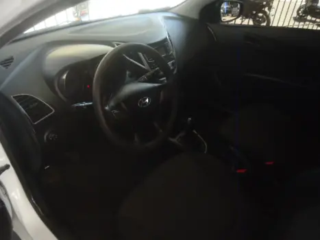 HYUNDAI HB 20 Hatch 1.0 12V 4P FLEX COMFORT PLUS, Foto 2