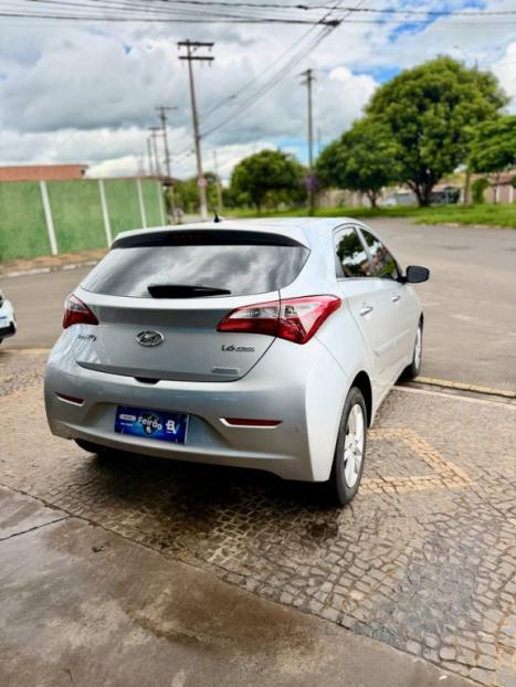 HYUNDAI HB 20 Hatch 1.6 16V 4P PREMIUM FLEX AUTOM�TICO, Foto 2
