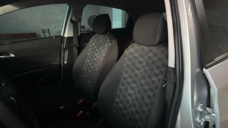 HYUNDAI HB 20 Hatch 1.6 16V 4P FLEX COMFORT PLUS AUTOM�TICO, Foto 17
