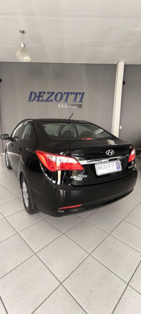 HYUNDAI HB 20 Sedan 1.6 16V 4P FLEX COMFORT PLUS, Foto 5