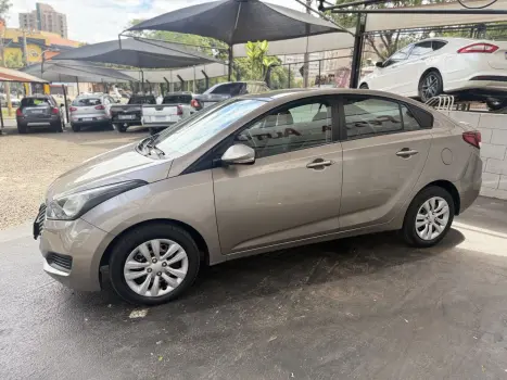 HYUNDAI HB 20 Sedan 1.6 16V 4P FLEX COMFORT PLUS, Foto 3