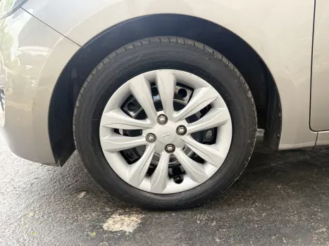 HYUNDAI HB 20 Sedan 1.6 16V 4P FLEX COMFORT PLUS, Foto 4