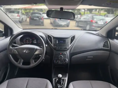 HYUNDAI HB 20 Sedan 1.6 16V 4P FLEX COMFORT PLUS, Foto 10