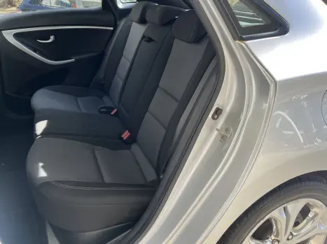 HYUNDAI I30 1.8 16V 4P AUTOMÁTICO, Foto 10 HYUNDAI I30 1.8 16V 4P AUTOMÁTICO, Foto 10