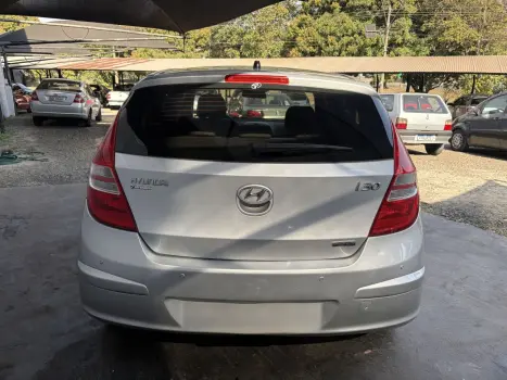 HYUNDAI I30 2.0 16V 4P, Foto 6 HYUNDAI I30 2.0 16V 4P, Foto 6