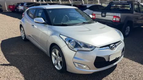 HYUNDAI Veloster 1.6 16V 3P AUTOMÁTICO, Foto 2 HYUNDAI Veloster 1.6 16V 3P AUTOMÁTICO, Foto 2