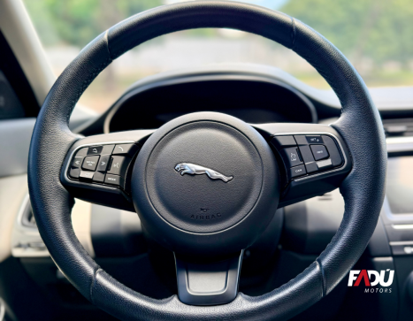 JAGUAR E-Pace 2.0 16V 4P P250 AWD TURBO AUTOM�TICO, Foto 5