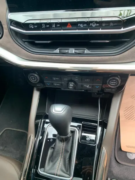 JEEP Commander 1.3 16V 4P FLEX T270 OVERLAND TURBO AUTOMTICO, Foto 14