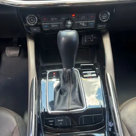 JEEP Commander 1.3 16V 4P FLEX T270 OVERLAND TURBO AUTOM�TICO AT6, Foto 14