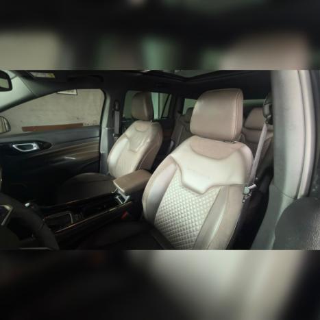 JEEP Commander 1.3 16V 4P FLEX T270 OVERLAND TURBO AUTOMÁTICO AT6, Foto 19