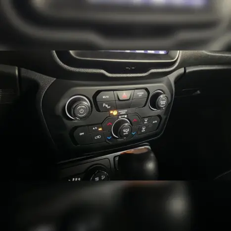 JEEP Renegade 2.0 16V 4P TURBO DIESEL LONGITUDE 4X4 AUTOM�TICO, Foto 14