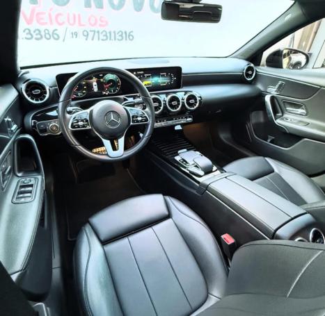 MERCEDES-BENZ A 250 2.0 16V 4P CGI SPORT 7G-DCT AUTOMÁTICO, Foto 5 MERCEDES-BENZ A 250 2.0 16V 4P CGI SPORT 7G-DCT AUTOMÁTICO, Foto 5