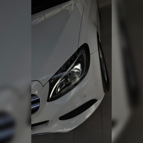 MERCEDES-BENZ C 250 2.0 16V 4P CGI AVANTGARDE 9-GTRONIC AUTOMÁTICO, Foto 17 MERCEDES-BENZ C 250 2.0 16V 4P CGI AVANTGARDE 9-GTRONIC AUTOMÁTICO, Foto 17