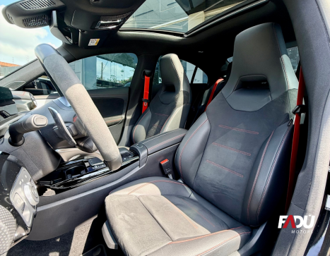MERCEDES-BENZ CLA 45 AMG 2.0 16V 4P TURBOCHARGED AUTOM�TICO, Foto 4