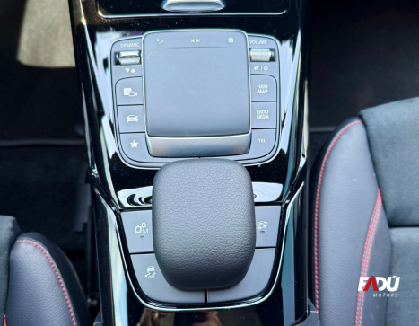 MERCEDES-BENZ CLA 45 AMG 2.0 16V 4P TURBOCHARGED AUTOM�TICO, Foto 9