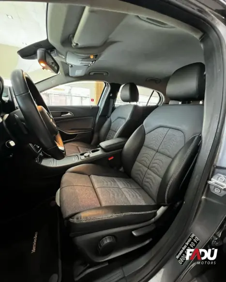 MERCEDES-BENZ GLA 200 1.6 16V 4P FLEX CGI STYLE TURBO AUTOMTICO, Foto 12
