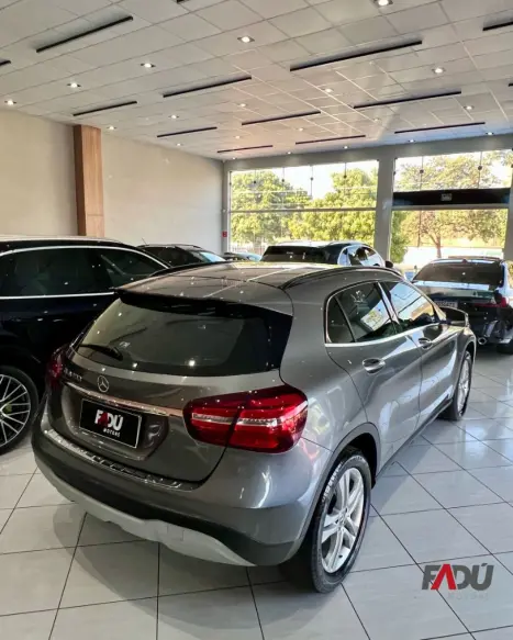MERCEDES-BENZ GLA 200 1.6 16V 4P FLEX CGI STYLE TURBO AUTOMTICO, Foto 17