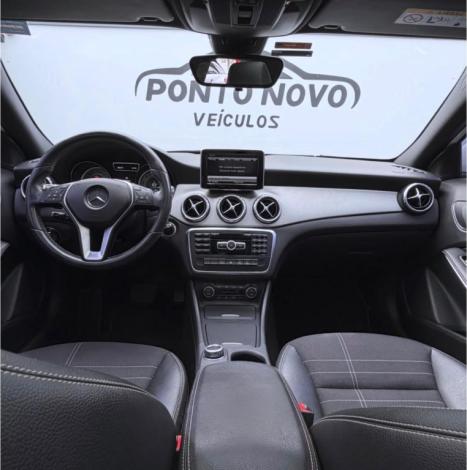 MERCEDES-BENZ GLA 200 1.6 16V 4P FLEX CGI VISION TURBO AUTOM�TICO, Foto 8