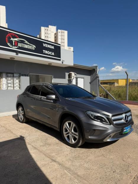 MERCEDES-BENZ GLA 250 2.0 16V 4P ENDURO TURBO AUTOM�TICO, Foto 6