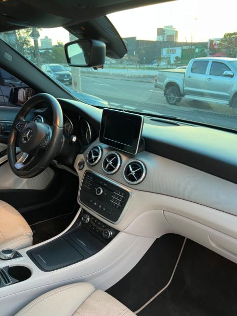 MERCEDES-BENZ GLA 250 2.0 16V 4P ENDURO TURBO AUTOM�TICO, Foto 13