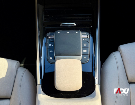 MERCEDES-BENZ GLB 200 1.3 16V 4P CGI PROGRESSIVE TURBO 7G-TRONIC DCT AUTOM�TICO, Foto 9