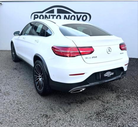 MERCEDES-BENZ GLC 250 2.0 16V 4P CGI 4MATIC SPORT COUP� 9G-TRONIC AUTOM�TICO, Foto 3