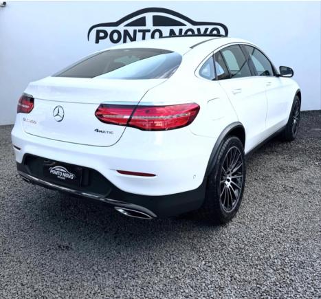 MERCEDES-BENZ GLC 250 2.0 16V 4P CGI 4MATIC SPORT COUP� 9G-TRONIC AUTOM�TICO, Foto 4