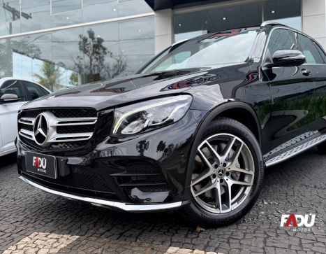 MERCEDES-BENZ GLC 250 2.0 16V 4P CGI 4MATIC HIGHWAY 9G-TRONIC AUTOM�TICO, Foto 3