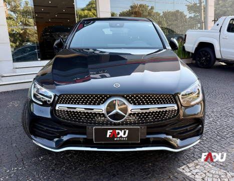MERCEDES-BENZ GLC 300 2.0 16V 4P CGI 4MATIC 9G-TRONIC TURBO AUTOM�TICO, Foto 2