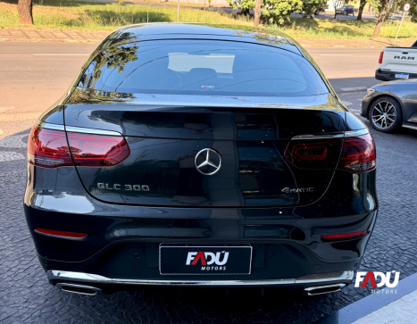 MERCEDES-BENZ GLC 300 2.0 16V 4P CGI 4MATIC 9G-TRONIC TURBO AUTOM�TICO, Foto 11