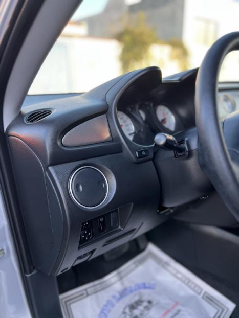 MITSUBISHI Airtrek 2.4 16V 4X4 AUTOM�TICO, Foto 7