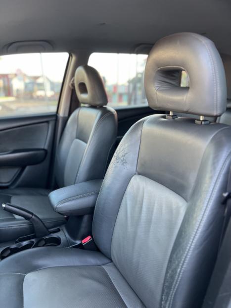 MITSUBISHI Airtrek 2.4 16V 4X4 AUTOM�TICO, Foto 8