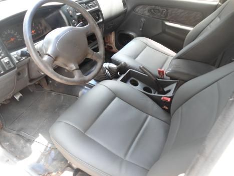 MITSUBISHI L 200 2.5 GL 4X4 CABINE DUPLA TURBO DISEL, Foto 5