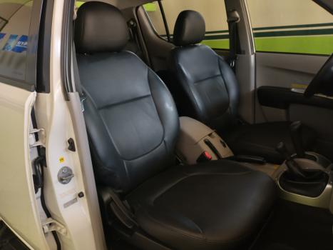 MITSUBISHI L 200 Triton 3.2 16V HPE 4X4 CABINE DUPLA TURBO DIESEL INTERCOOLER AUTOMTICO, Foto 9