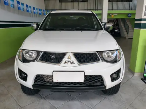 MITSUBISHI L 200 Triton 3.2 16V HPE 4X4 CABINE DUPLA TURBO DIESEL INTERCOOLER AUTOMTICO, Foto 3