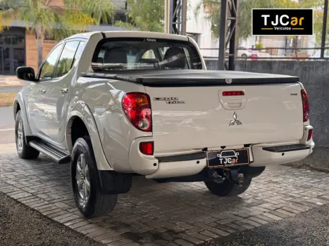 MITSUBISHI L 200 Triton 3.2 16V HPE 4X4 CABINE DUPLA TURBO DIESEL INTERCOOLER AUTOMTICO, Foto 2