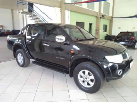 MITSUBISHI L 200 Triton 3.2 16V HPE 4X4 CABINE DUPLA TURBO DIESEL INTERCOOLER AUTOMTICO, Foto 2