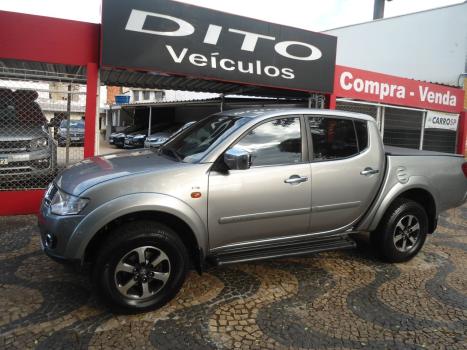 MITSUBISHI L 200 Triton 3.2 16V HPE 4X4 CABINE DUPLA TURBO DIESEL INTERCOOLER AUTOM�TICO, Foto 3