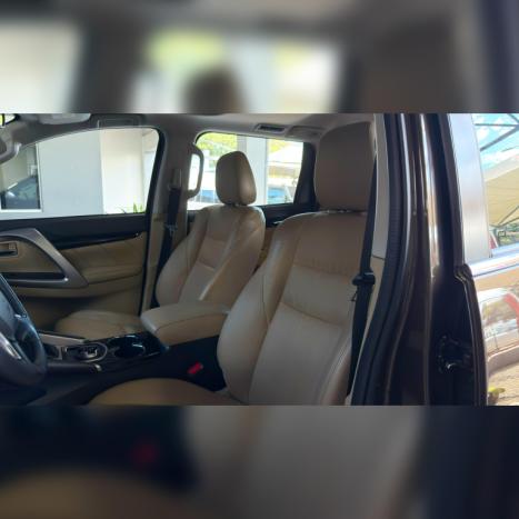 MITSUBISHI Pajero Sport 2.4 16V 4P MIVEC HPE AWD TURBO DIESEL AUTOM�TICO, Foto 17