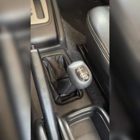 MITSUBISHI Pajero TR4 2.0 16V 4P 4X4 AUTOMÁTICO, Foto 16