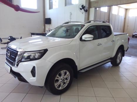 NISSAN Frontier 2.3 16V XE 4X4 CABINE DUPLA BI-TURBO DIESEL AUTOMTICO, Foto 3
