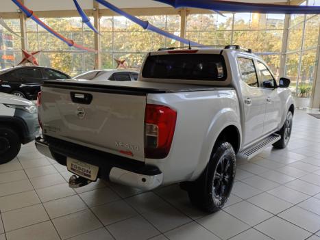 NISSAN Frontier 2.3 16V XE 4X4 CABINE DUPLA BI-TURBO DIESEL AUTOM�TICO, Foto 4