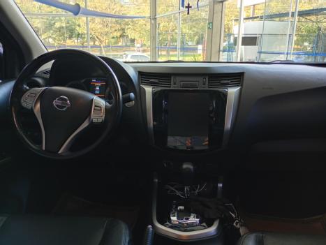 NISSAN Frontier 2.3 16V XE 4X4 CABINE DUPLA BI-TURBO DIESEL AUTOM�TICO, Foto 8