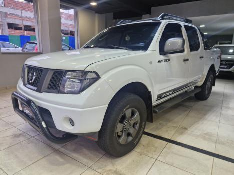 NISSAN Frontier 2.5 SE 4X4 ATTACK TURBO DIESEL CABINE DUPLA, Foto 2