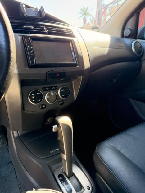 NISSAN Grand Livina 1.8 16V 4P FLEX AUTOM�TICO, Foto 14