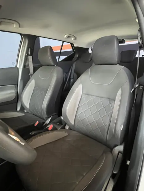 NISSAN Kicks 1.6 16V 4P FLEXSTART S DIRECT X-TRONIC AUTOM�TICO CVT, Foto 2